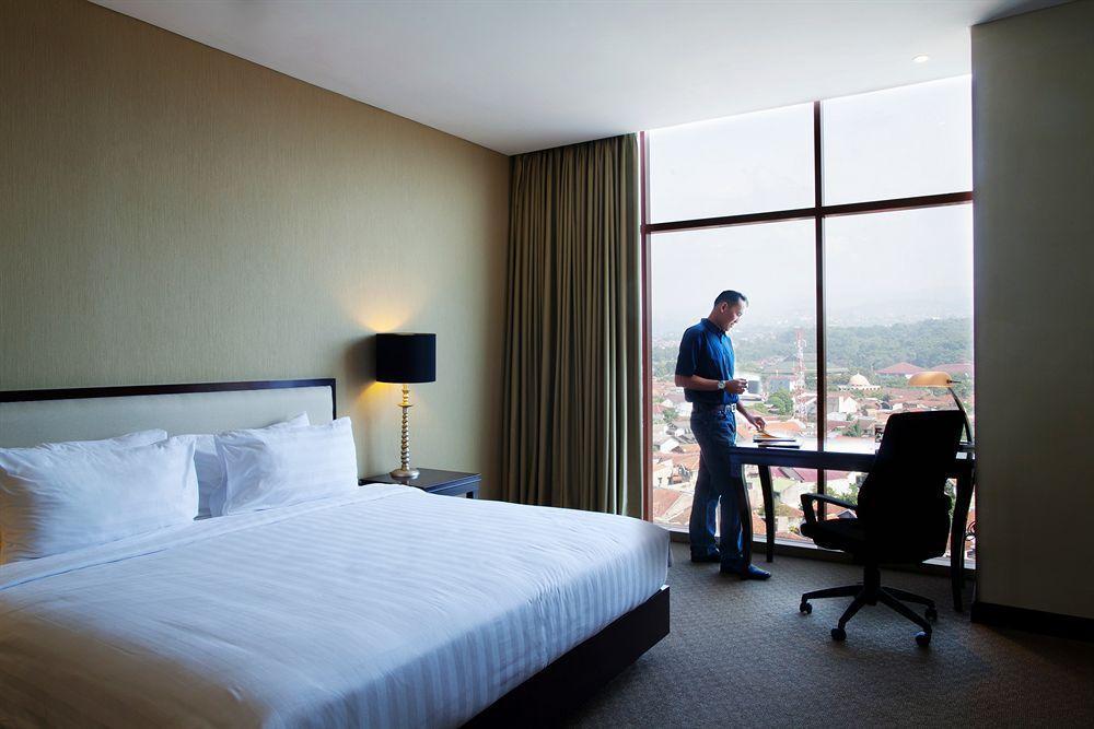 PRIME PARK Hotel Bandung Exterior foto